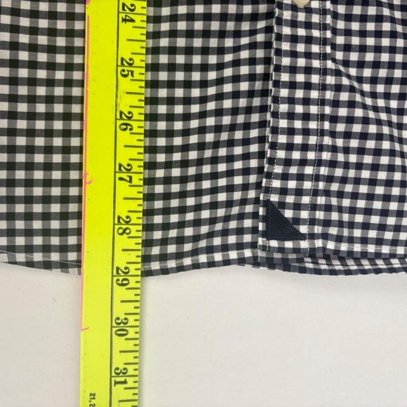 UNTUCKit Mens XL Relaxed Fit Gingham Button Down Shirt Navy Blue White Cotton - Picture 6 of 6